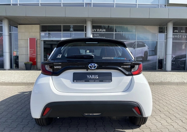 Toyota Yaris cena 93500 przebieg: 10, rok produkcji 2023 z Kalisz małe 529